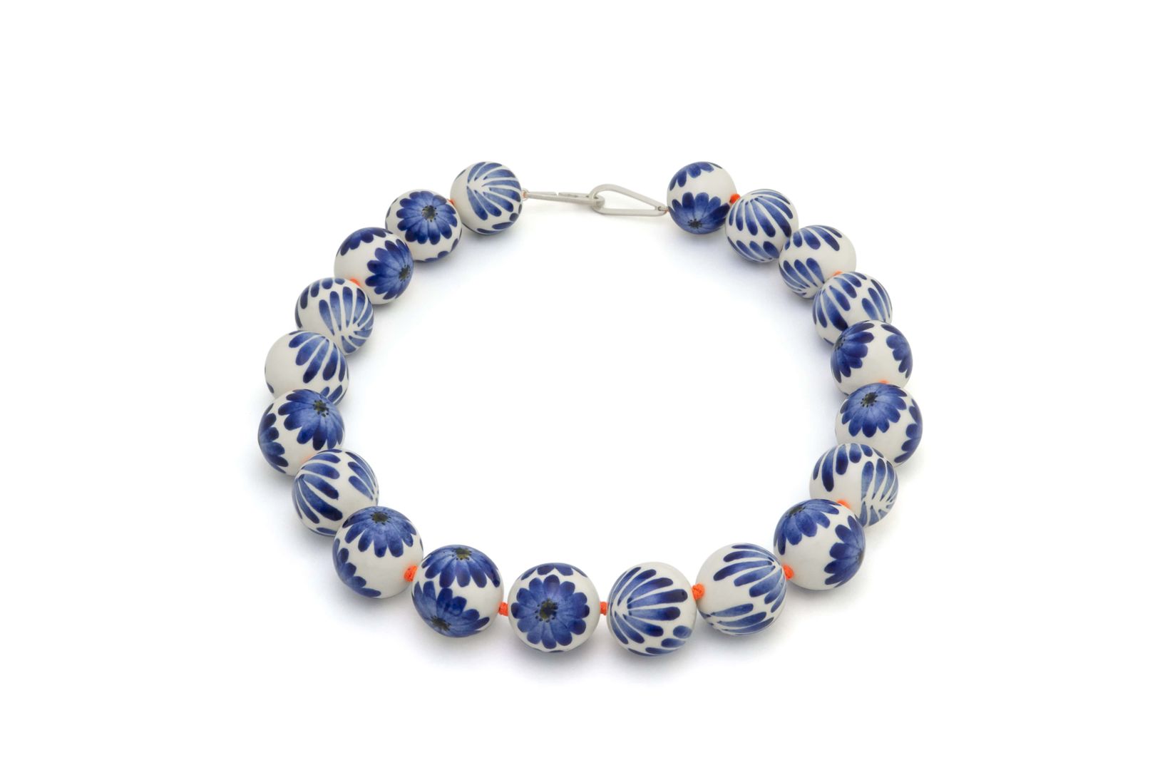 SHORT CERAMIC SPHERE NECKLACE