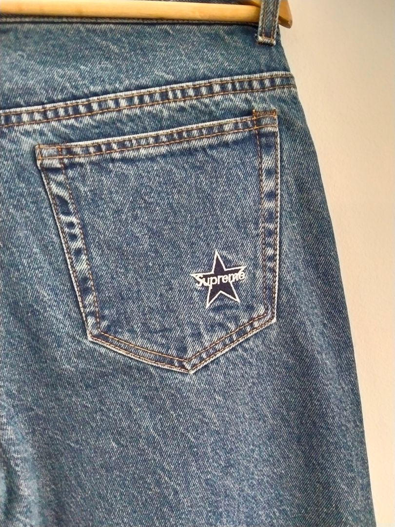 SUPREME BLUE JEAN (TALLA 32)