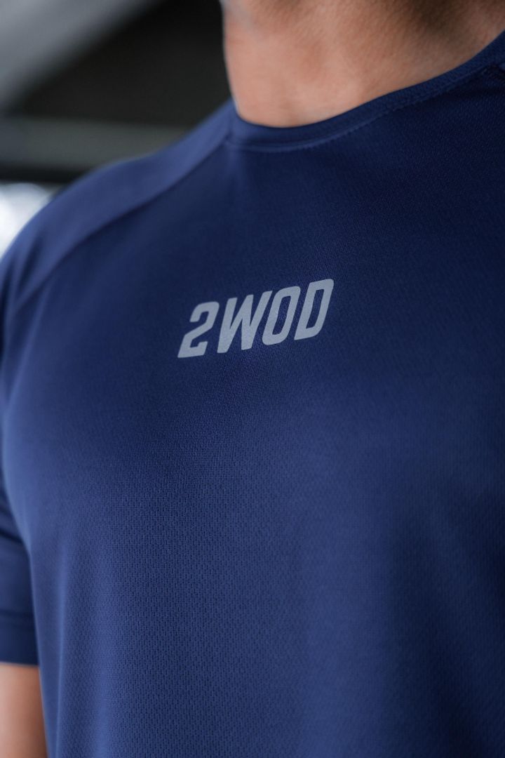 CAMISETA SLIM FIT AZUL NAVY