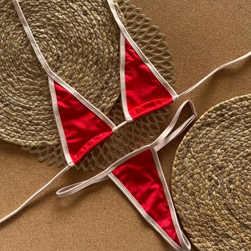 Imagen del producto Minikini rojo/beige 