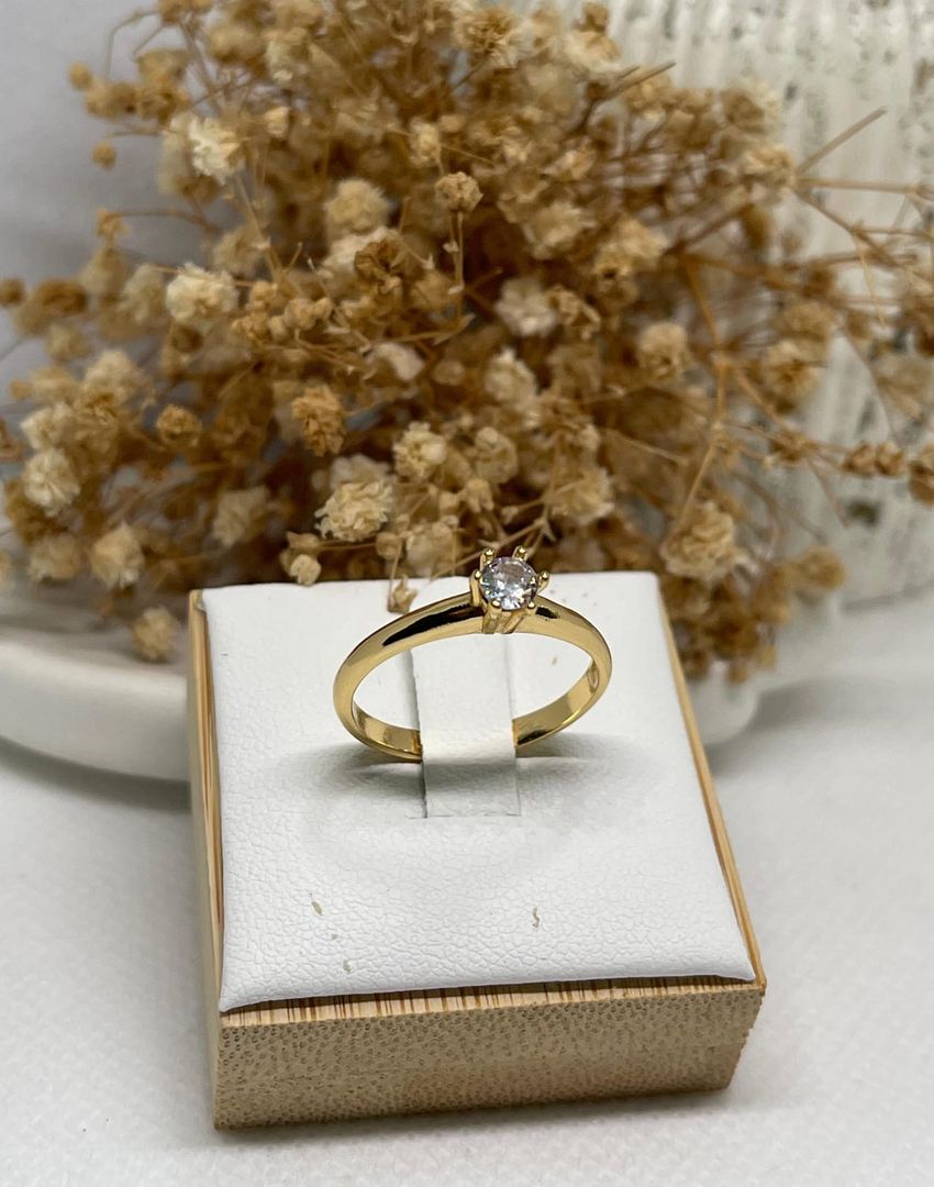 Anillo solitario cristal 6 puntas liso
