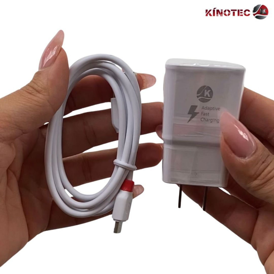 Cargador Kinotec KN-01 V8