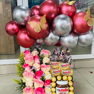 Imagen del producto Hermosa combinación rosas con chocolate 