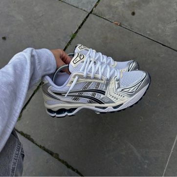 Imagen del producto Asics gel kayano 14
