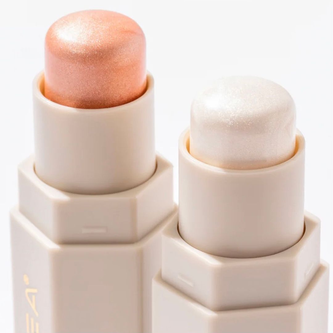 ILUMINADOR CREMOSO EN BARRA ATENEA 