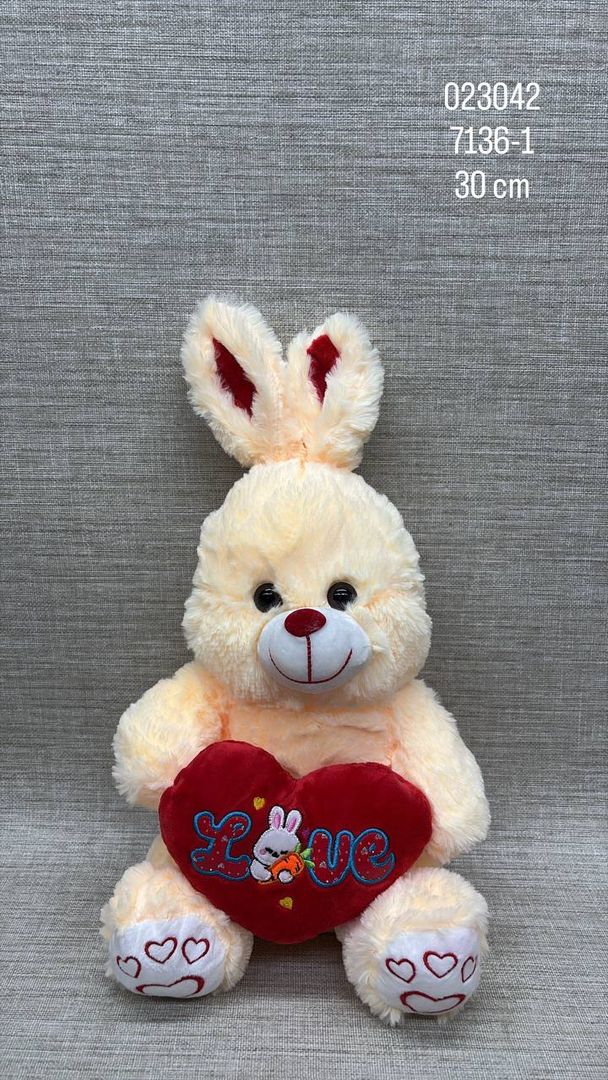 CONEJO CON CORAZÓN ROJO 30 CM
