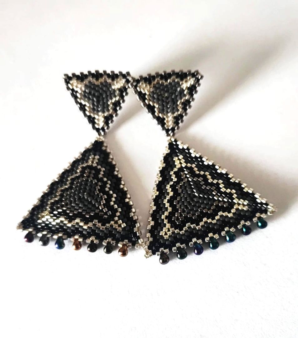 Arete Triangulo Miyuki Drops