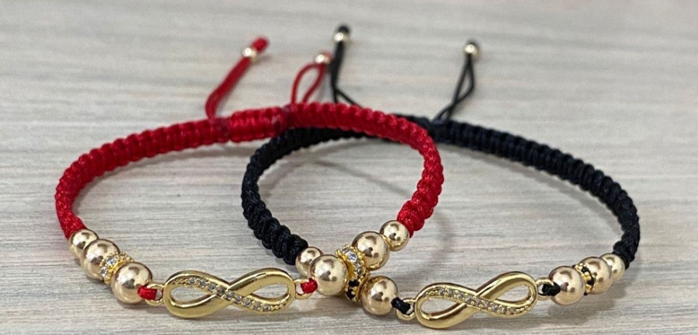Par pulseras infinito tejidas 