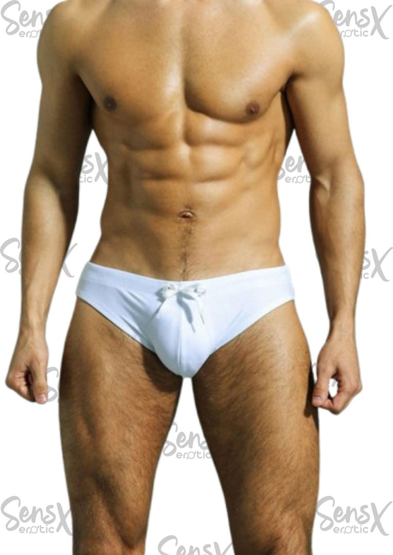 "Traje de baño masculino estilo slip