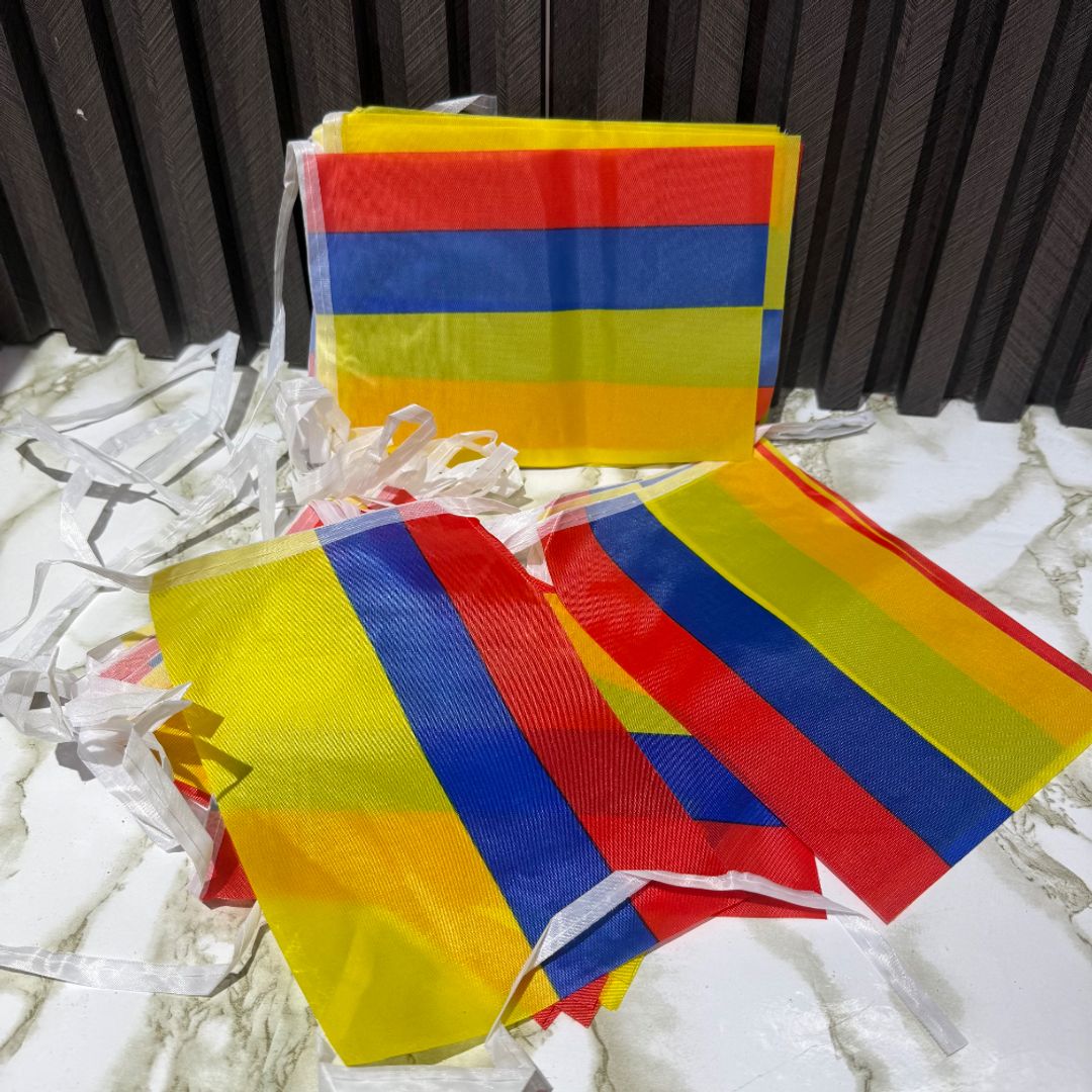 BANDERÍN DE TELA COLOMBIA 6 METROS 