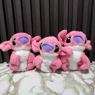 MANILLA STICH Y ANGELA PELUCHE LUZ SONIDO Y MUEVE LA COLITA - imagen 1