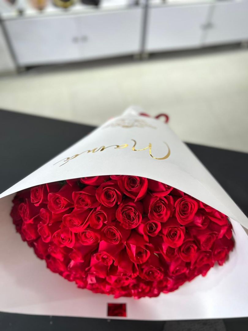 BOUQUET POR 50 ROSAS TRADICIONALES