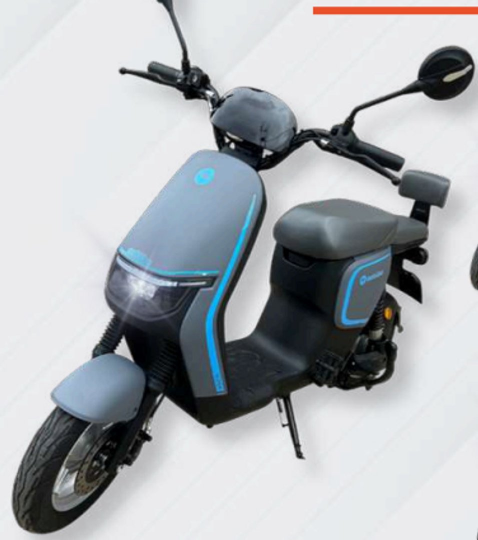 MOTO ELÉCTRICA MOBULAA BICIMOTO EB-15A NAKED