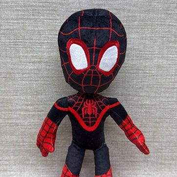 Imagen del producto SPIDERMAN 27 CM