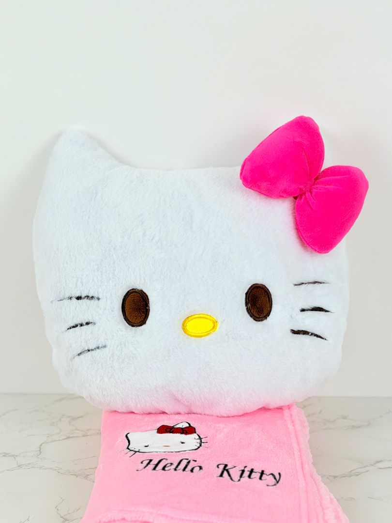 COBIJA HELLO KITTY CARITAS