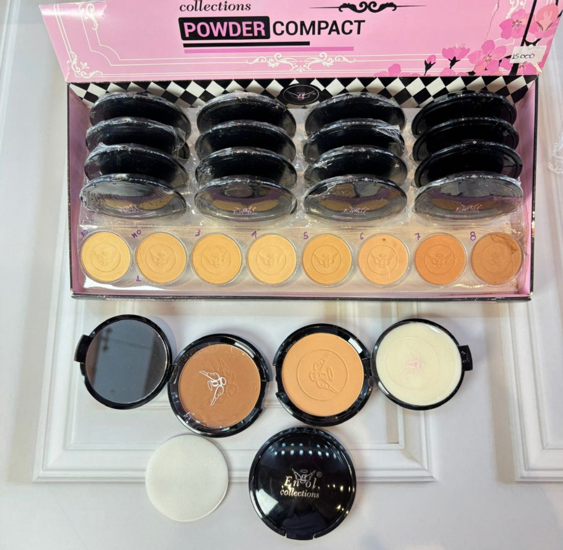 Polvo Compacto con Color Engol