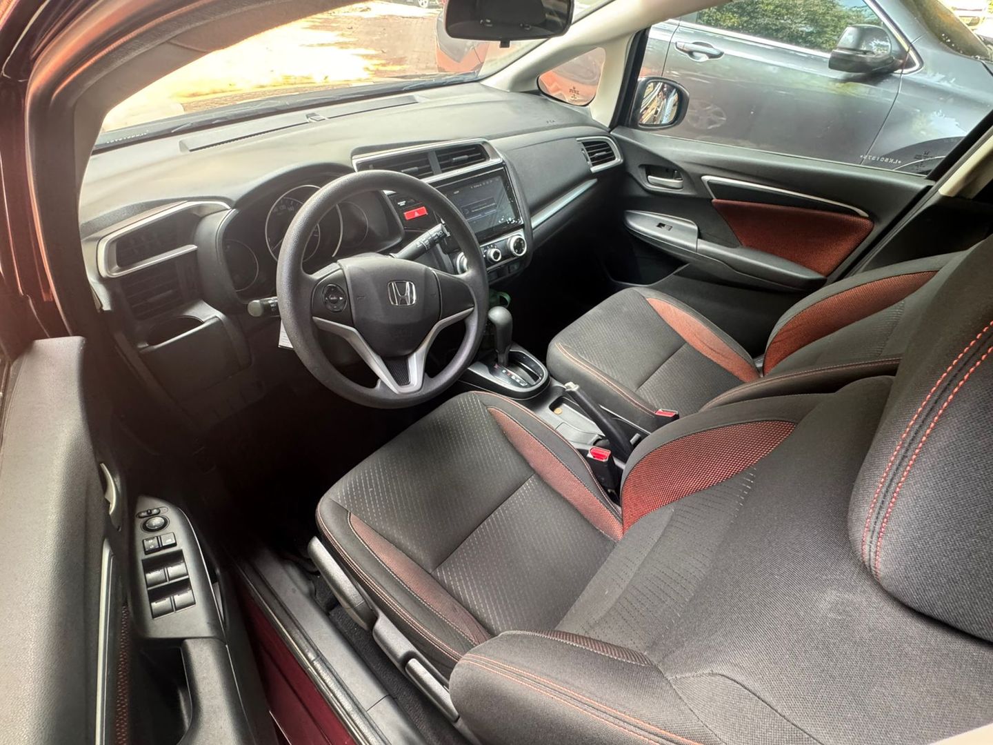 HONDA WRV AUT LX 2020