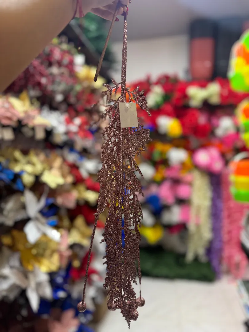 Ramo Navideño con Esferas