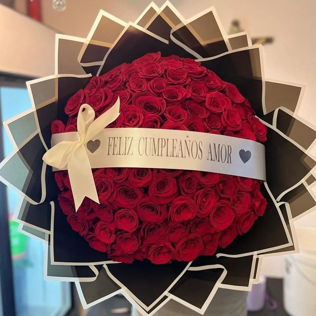 Buchon x100 rosas y cinta