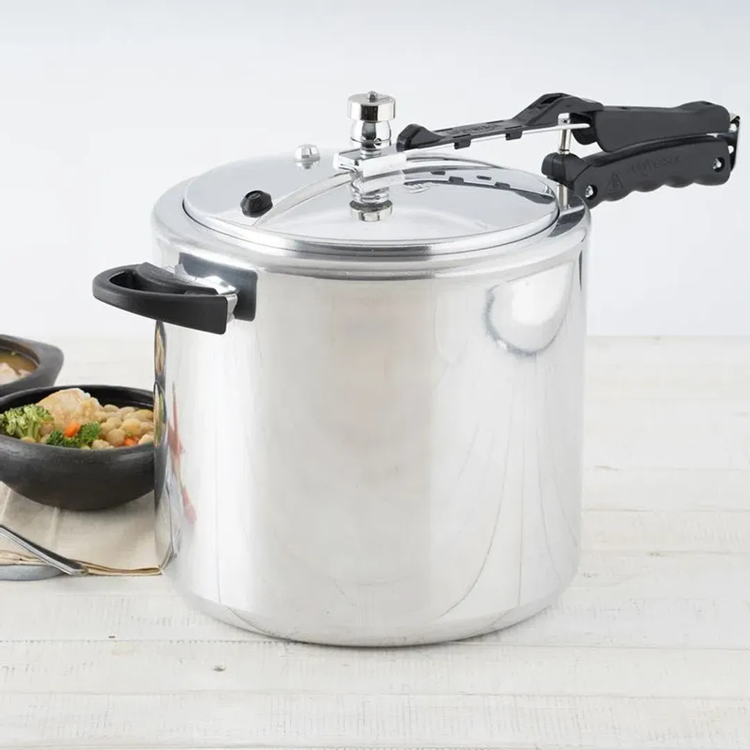 OLLA A PRESION 13LITROS REF23300 UNIVERSAL