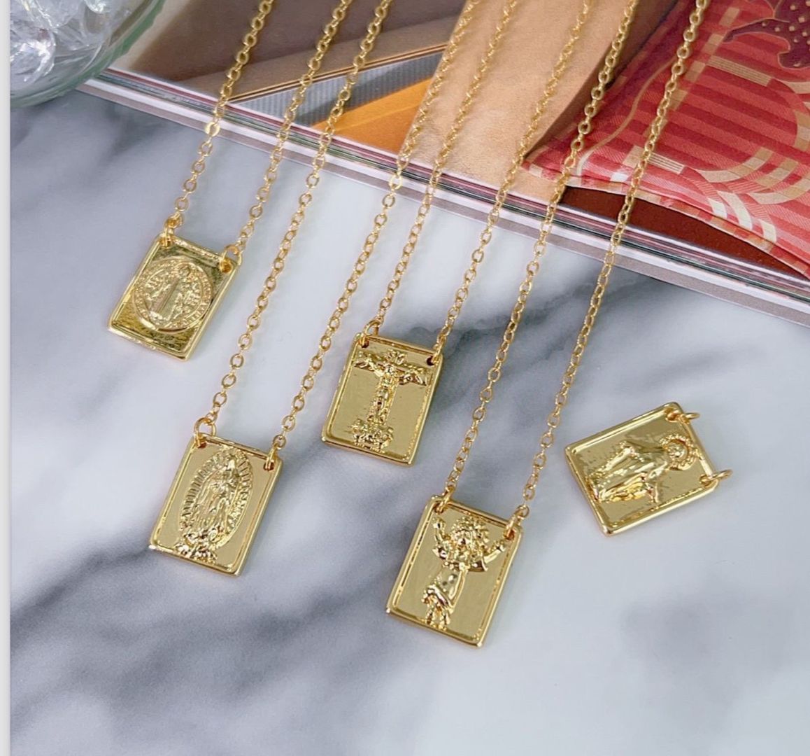 Cadena rodio religiosas