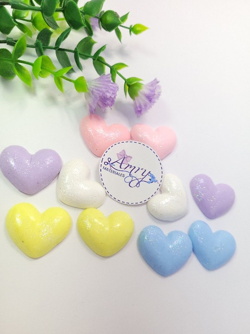 Kit 10 2.7x2.5cm Corazones Surtido 