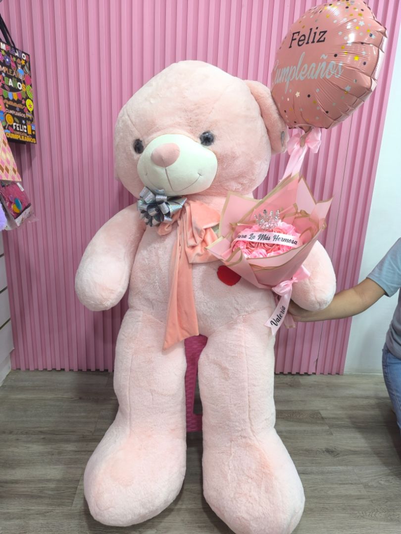 ARREGLO PELUCHE CON ROSAS ETERNAS 
