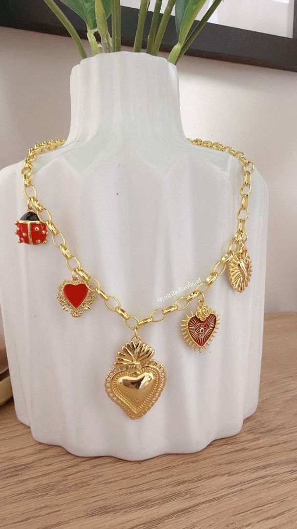 COLLAR CORAZON ROJO