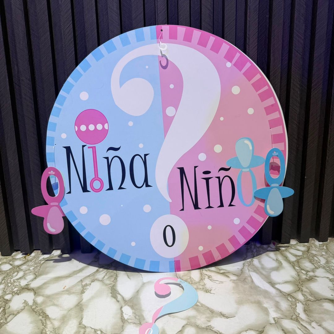 TOPPER DE PARED PARA REVELACIÓN 