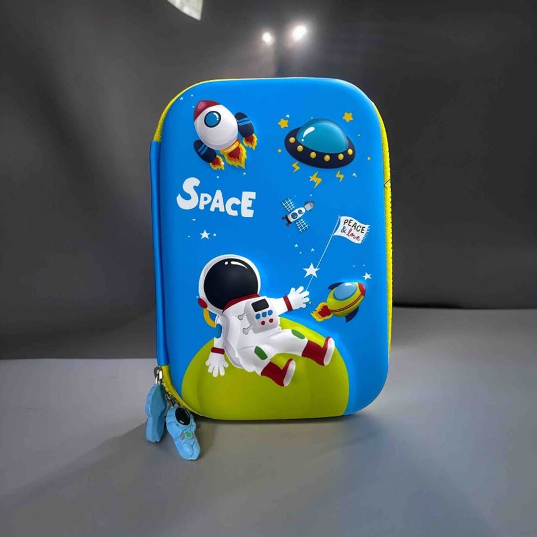 Cartuchera Astronauta en Relieve