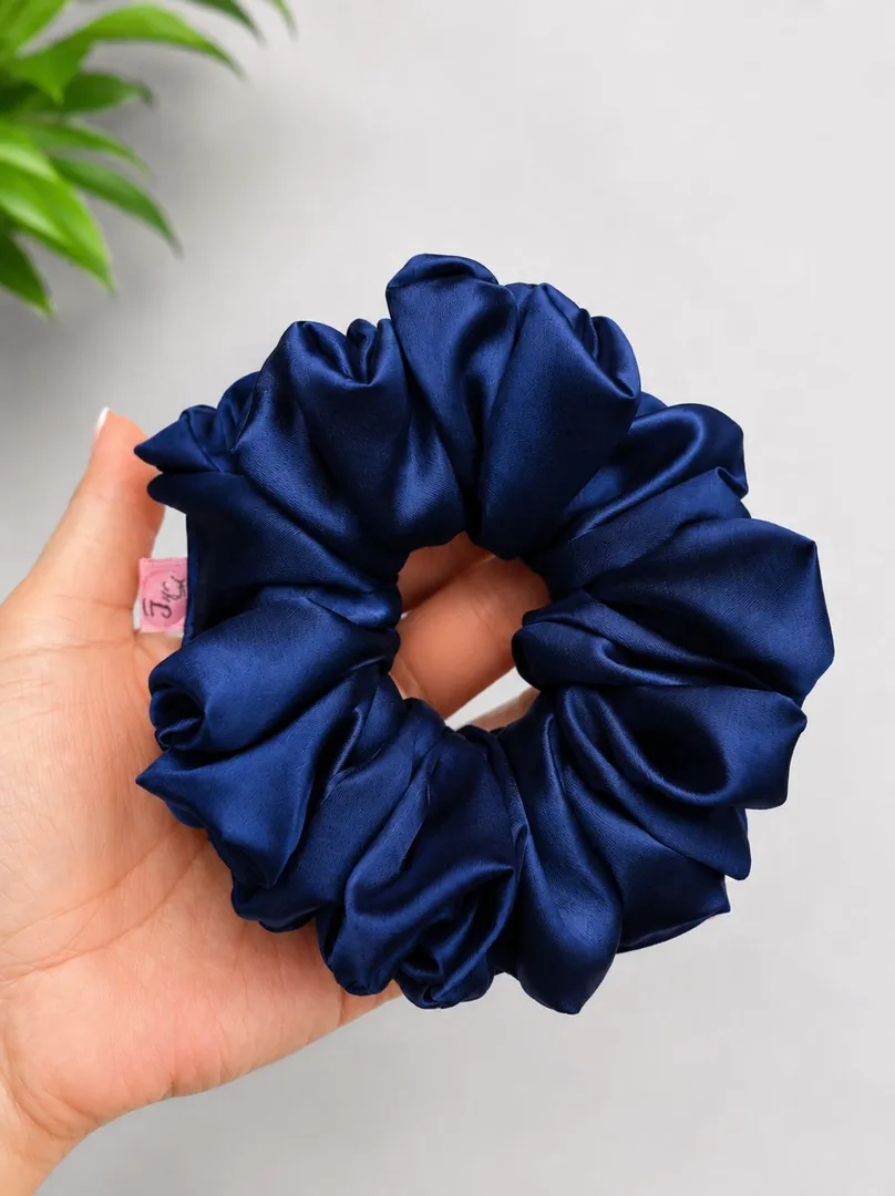 Scrunchie Deluxe