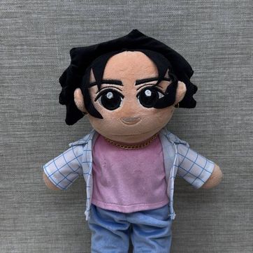 Imagen del producto JINU (GUERRERAS K-POP) 36 CM