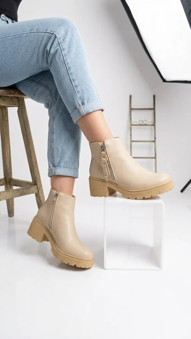 BOTIN DAMA