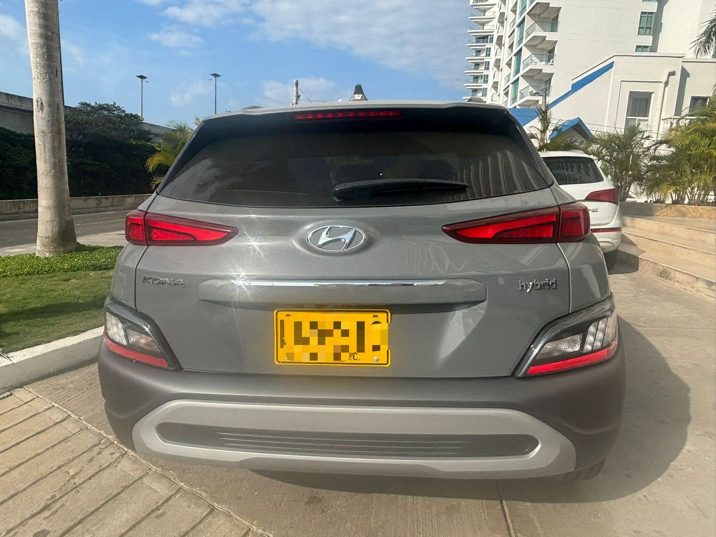 Hyundai Kona Automático 2023 HIBRIDA