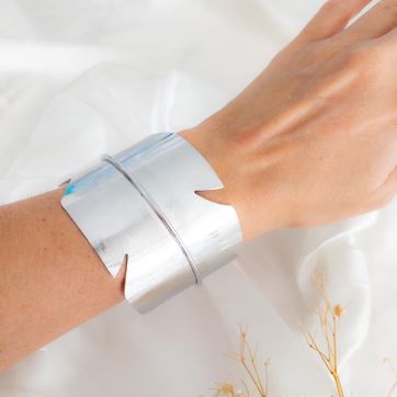 Imagen del producto Brazalete Maxi hoja lisa 
