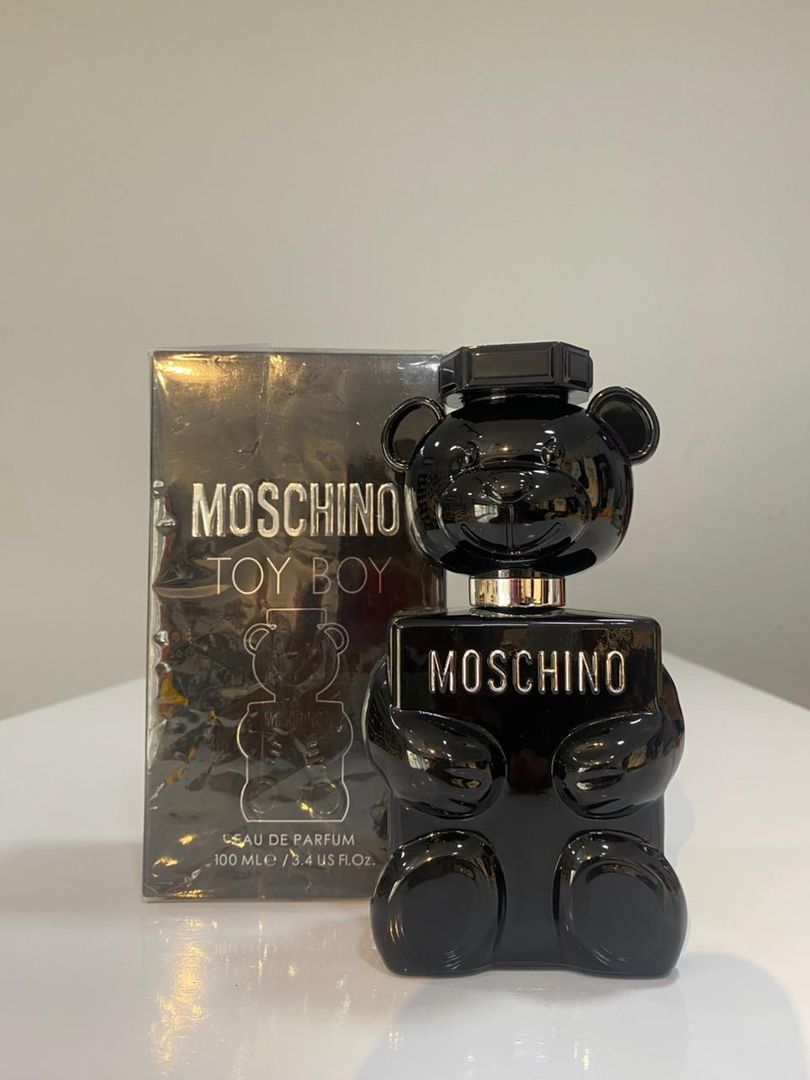 MOSCHINO