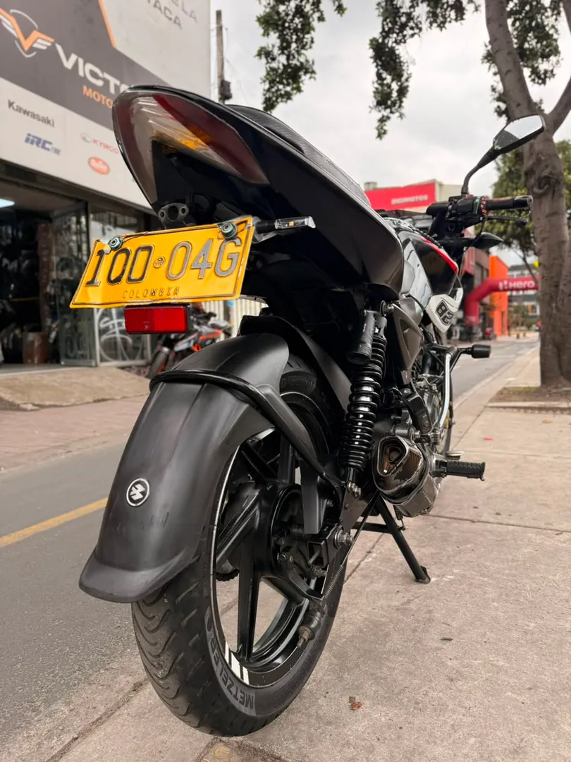 BAJAJ PULSAR NS  125 