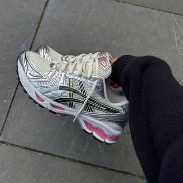 Imagen del producto Asics gel kayano 14