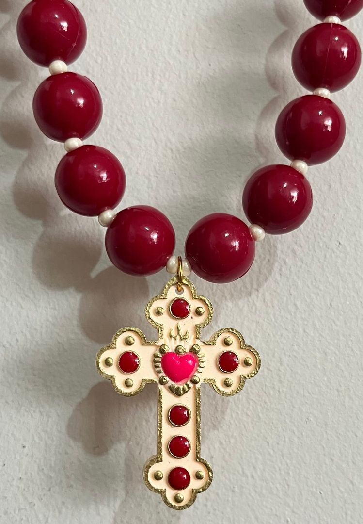 Collar uva cruz 