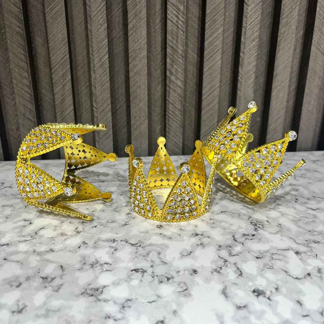 CORONA METÁLICA 6.4CM X5CM