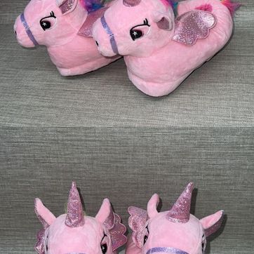 Imagen del producto BABUCHA DE NIÑA (UNICORNIO) 