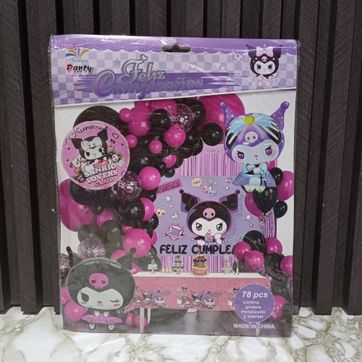 Imagen del producto ARCO DE GLOBOS FONDO MANTEL Y CORTINA KUROMY