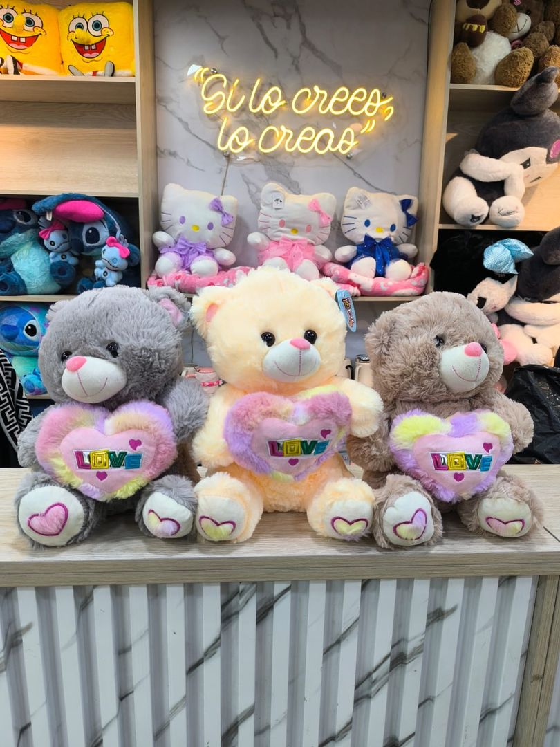 OSO CON CORAZON 3 COLORS 30cm. 