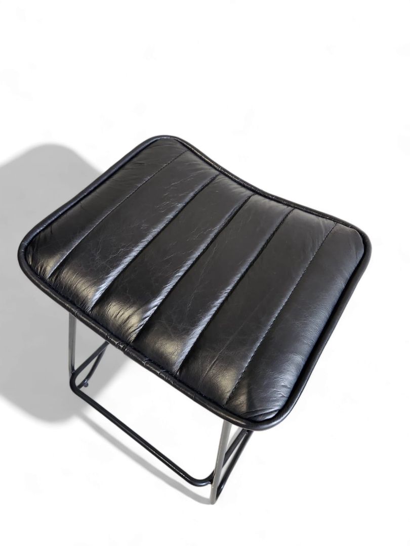 Butaco para barra en cuero