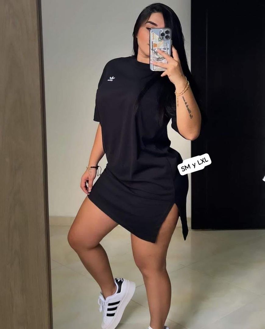 VESTIDO CON ABERTURA 