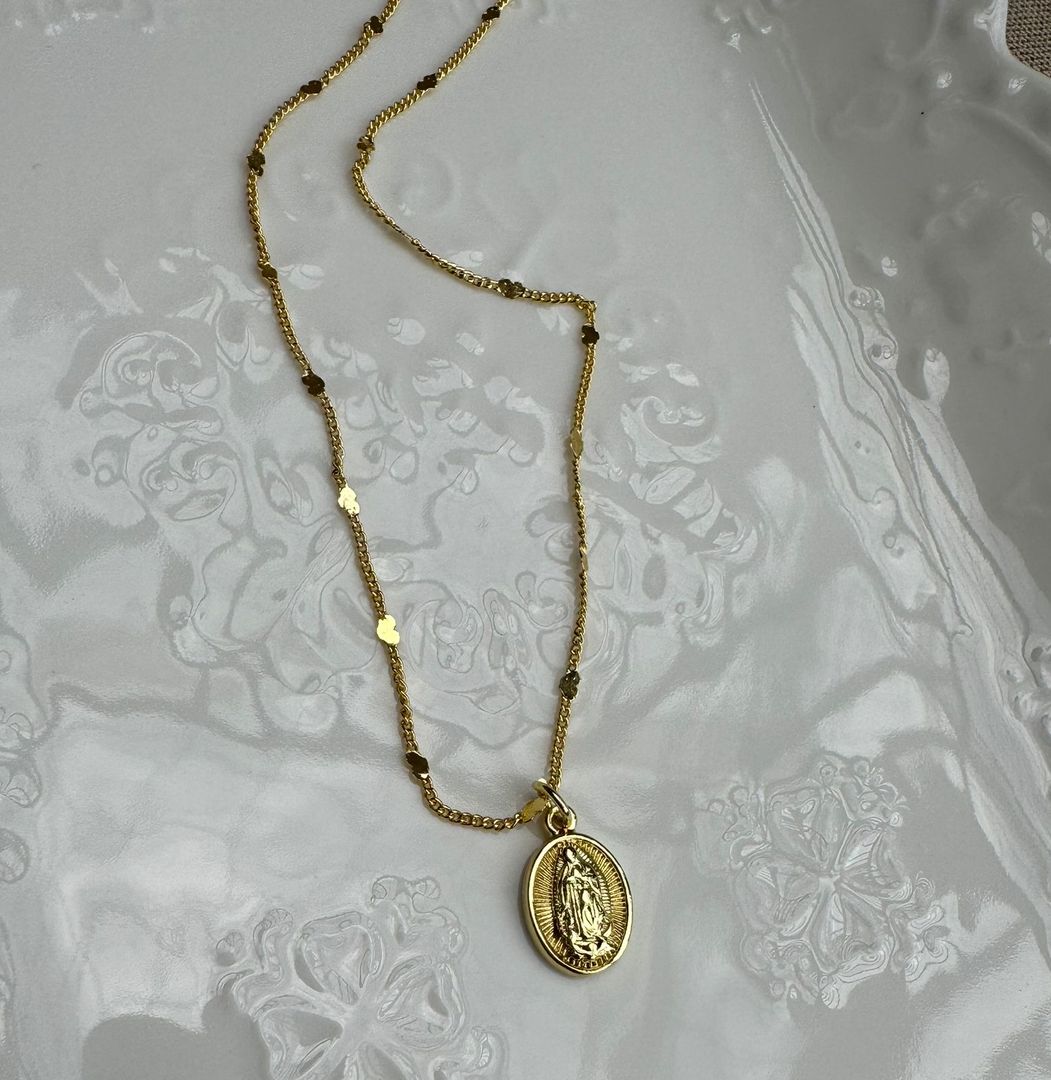 Medalla en rodio virgen 