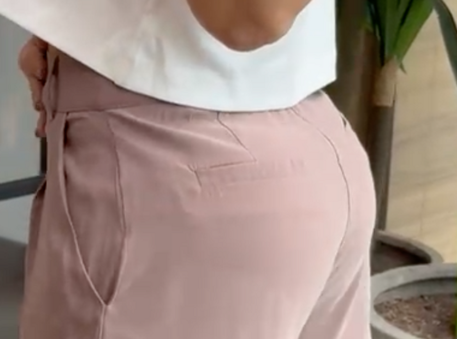 PANTALON RIBETES VY2552