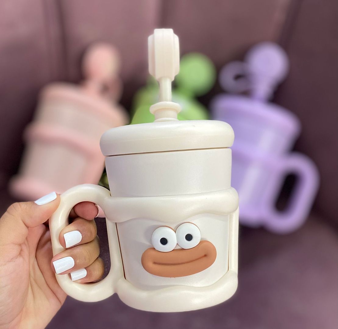 MUG HAPPINESS OF A GLASS