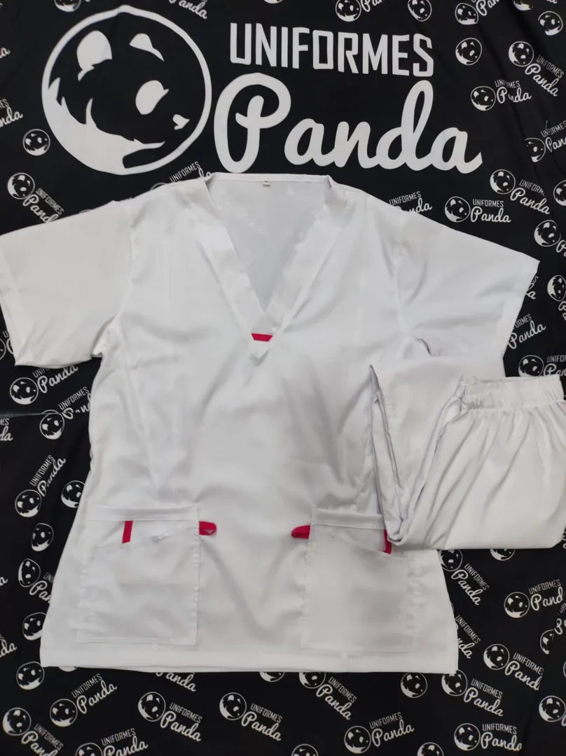 Uniforme en Antifluido Dama 