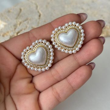 Imagen del producto Arete corazón grande perlas 
